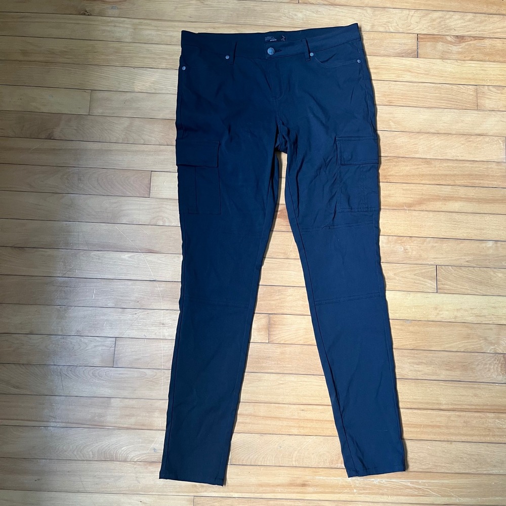 Prana Halle Straight Leg Cargo Hiking Pants Black Size 10 Stretch Zion Pockets